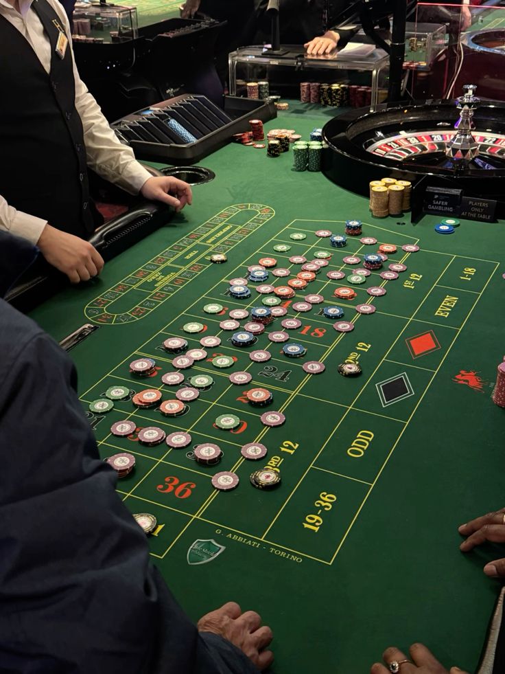 Blazing 777 Slot پر آن لائن سلاٹس کے بارے میں